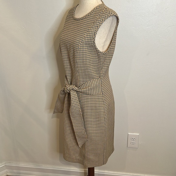 TOCCIN (NY) SLEEVELESS DRESS WITH TIE WAIST DETAIL LINED SIZE 8 LIKE NEW - Picture 3 of 10